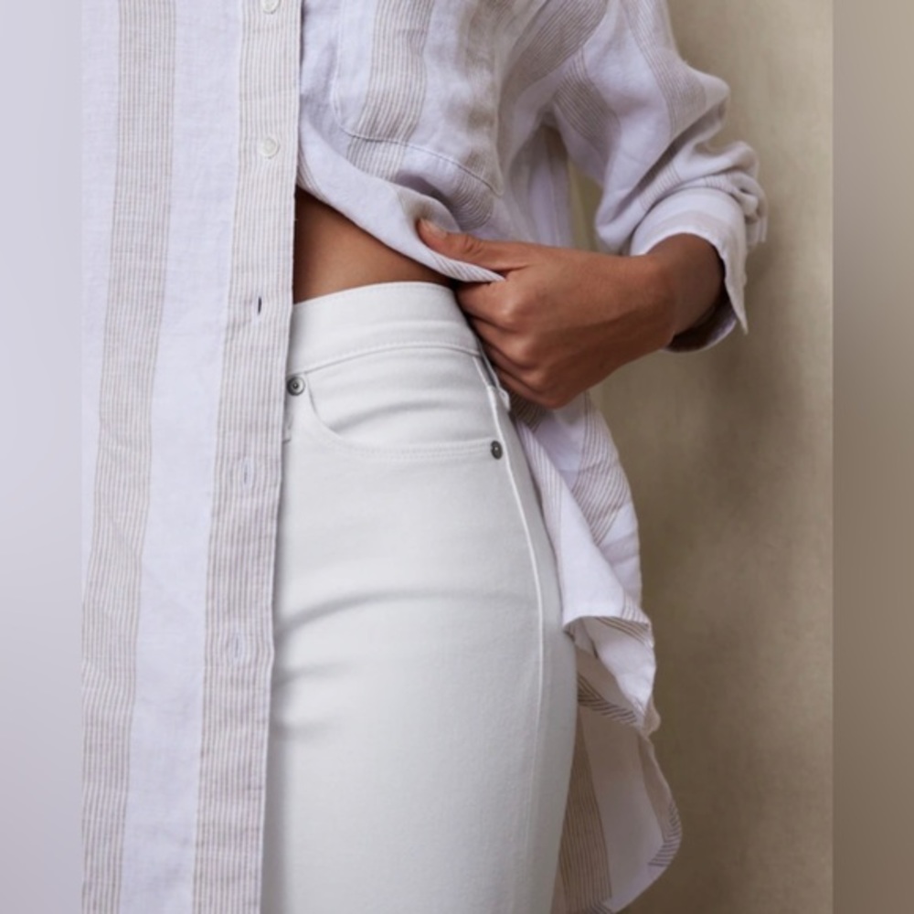 Banana Republic White Mid-Rise Skinny Denim - Picture 2 of 8